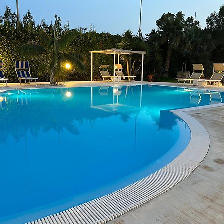 Hotel Aria Di Mare Marina di Ragusa Exterior photo